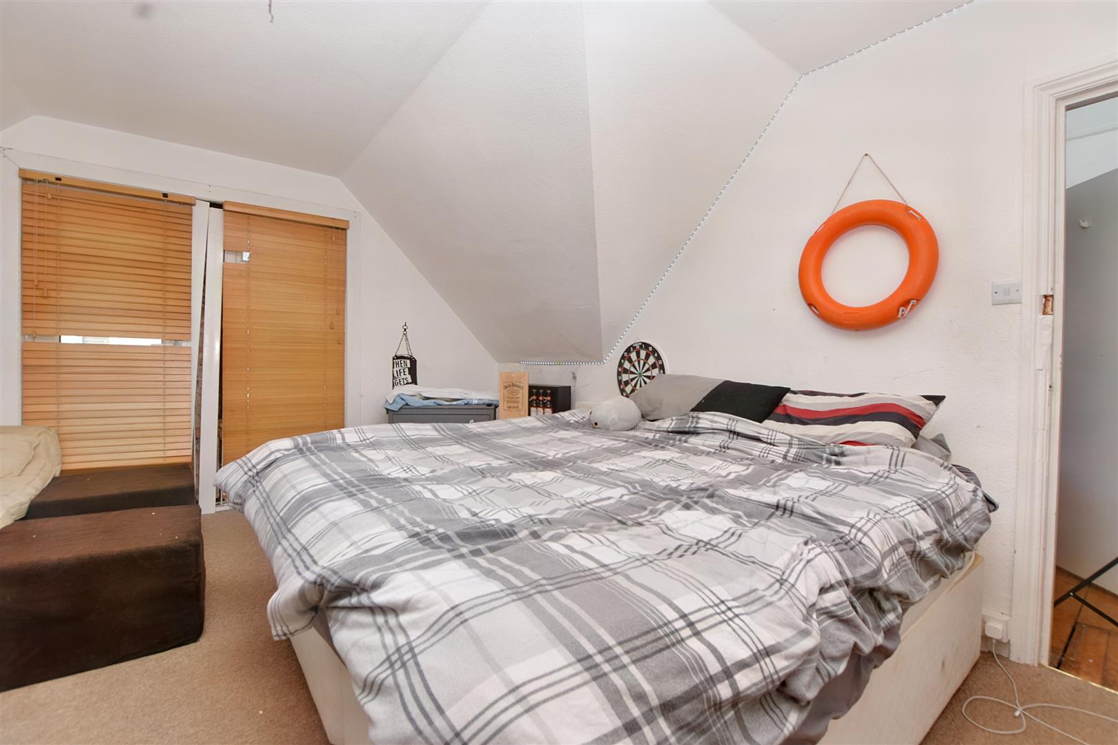 Property Details for Pevensey Road Eastbourne BN22 8AD Town Property